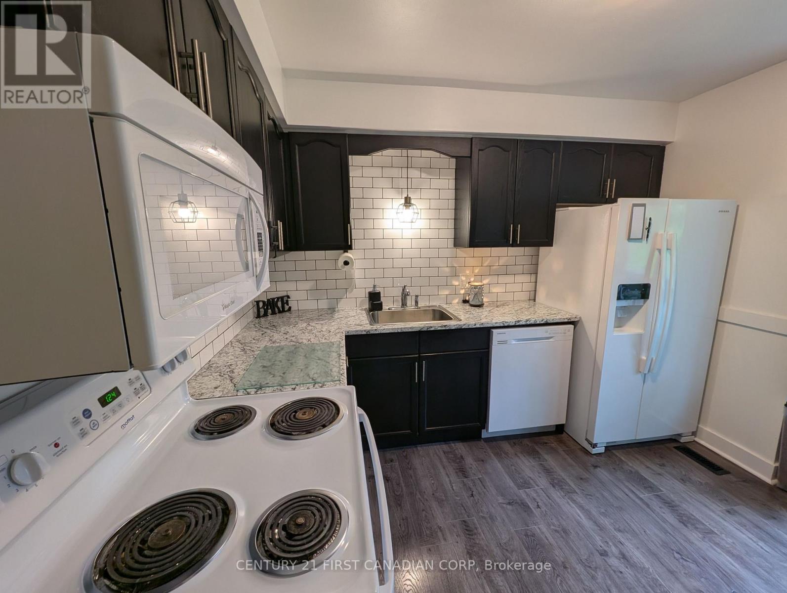 #49 110 DEVERON CRESCENT - 6