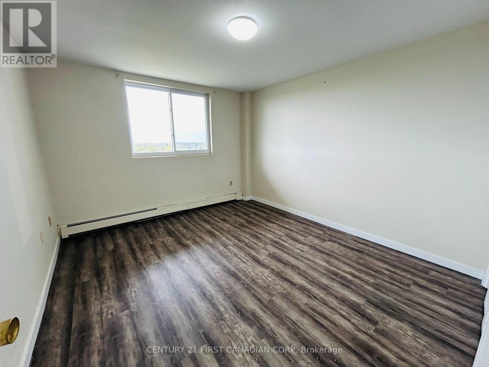#1011 573 MORNINGTON AVENUE - 8