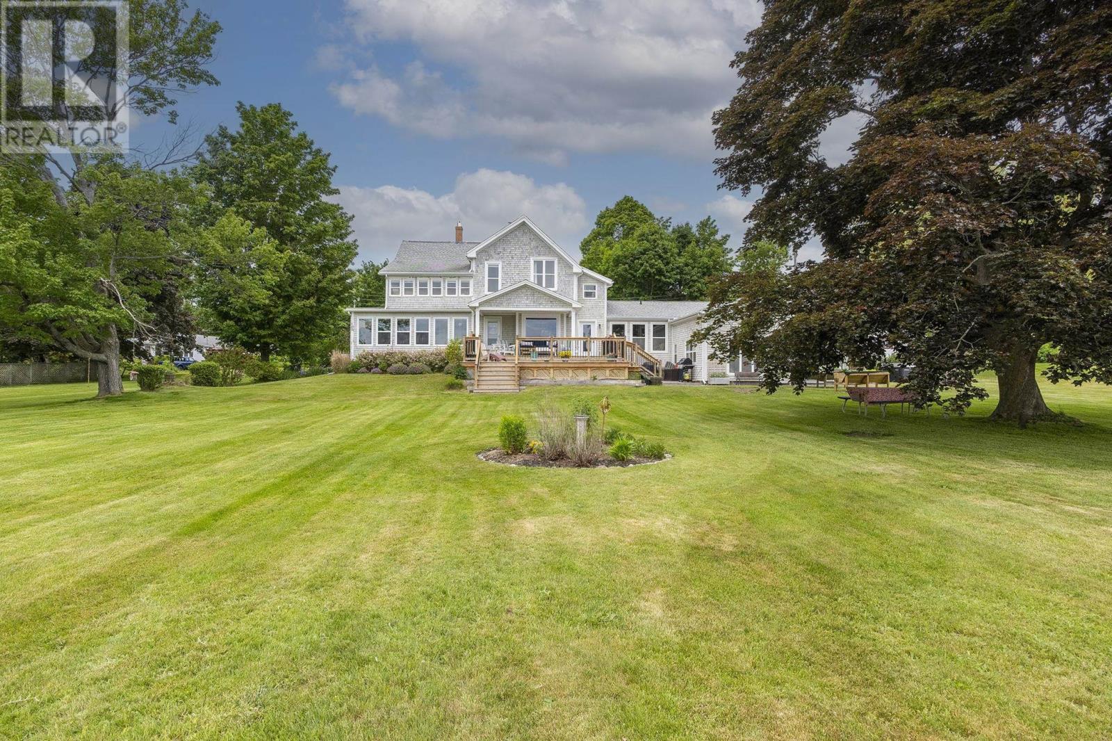 116 Pleasant Street - 13
