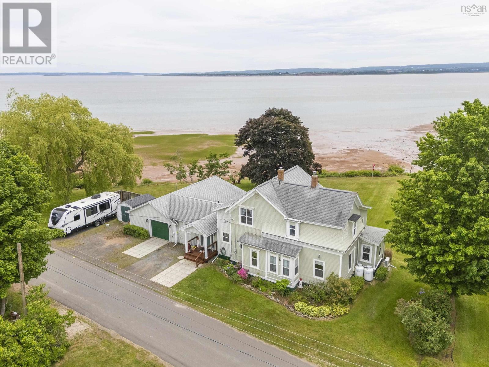116 Pleasant Street - 10