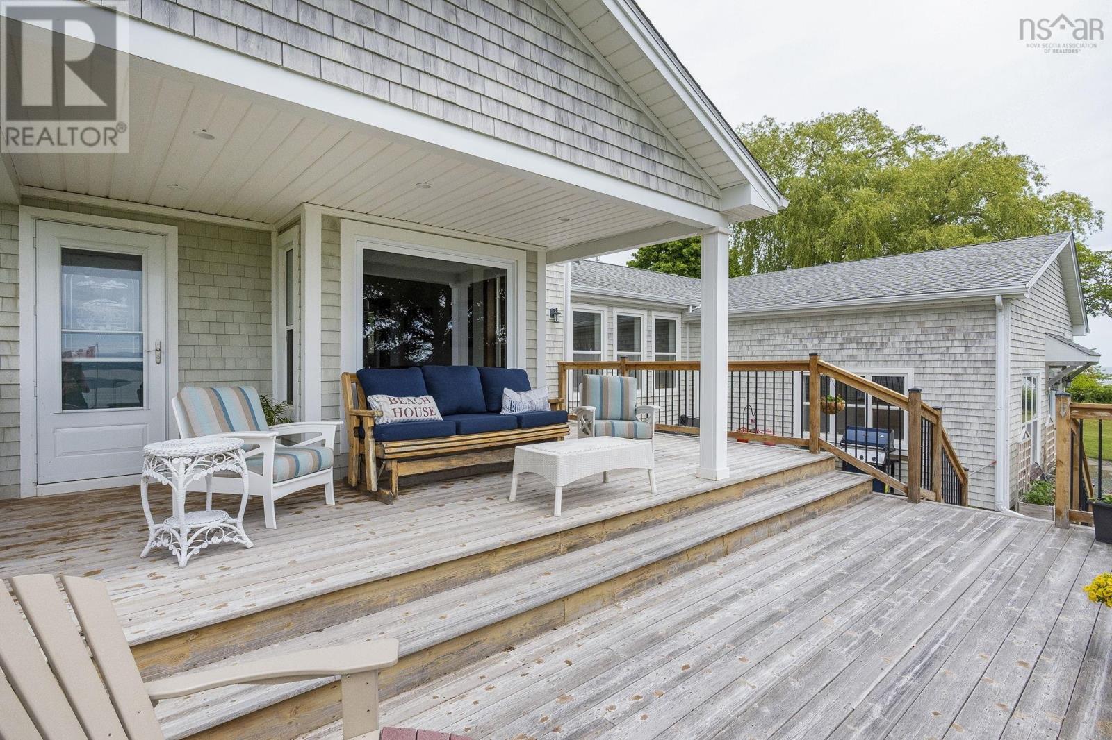 116 Pleasant Street - 18