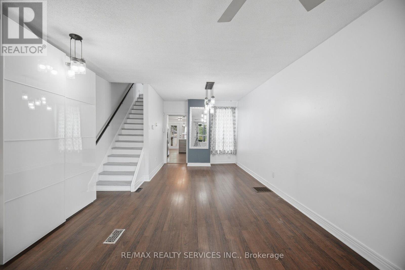 55 MORSE STREET - 11