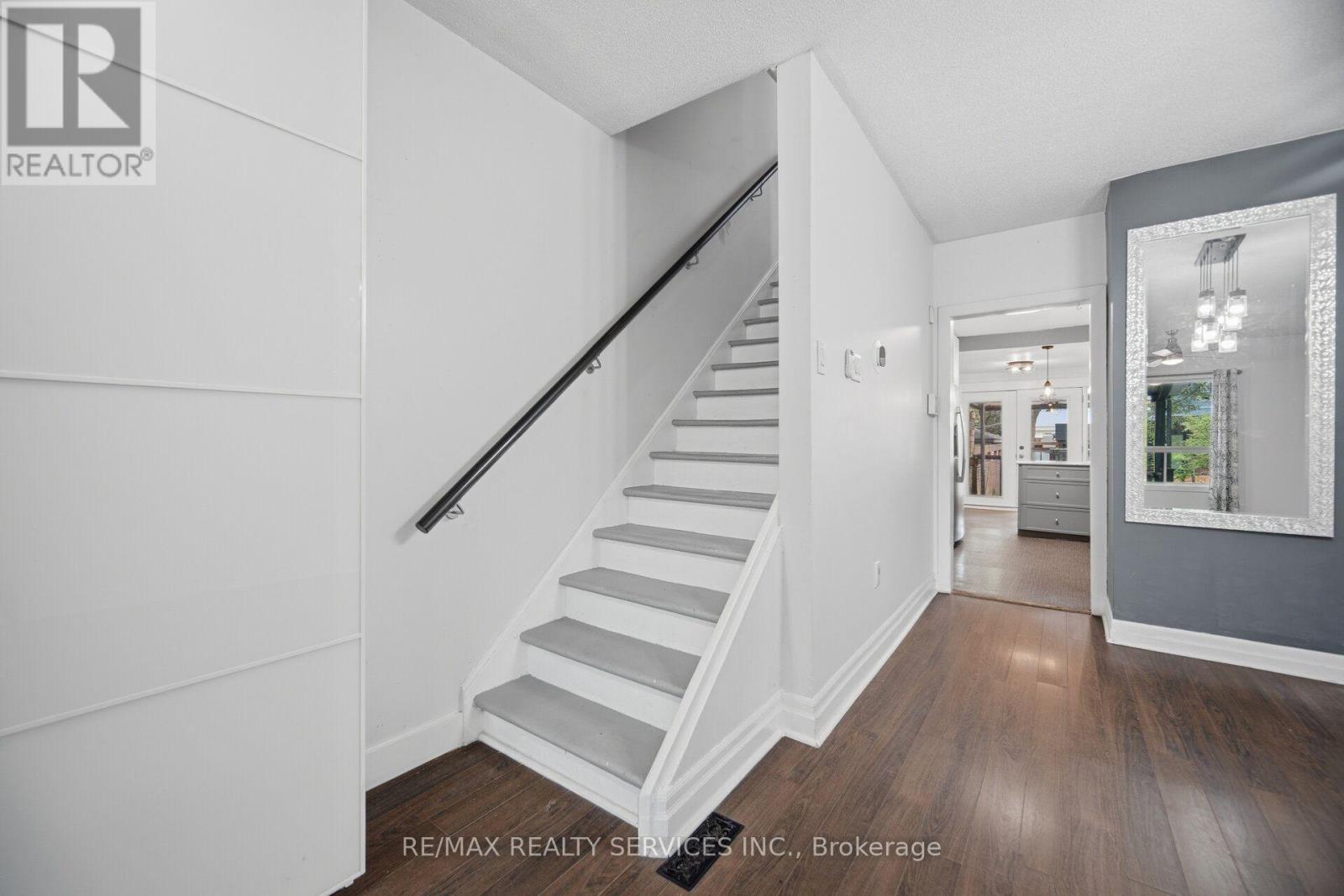 55 MORSE STREET - 18
