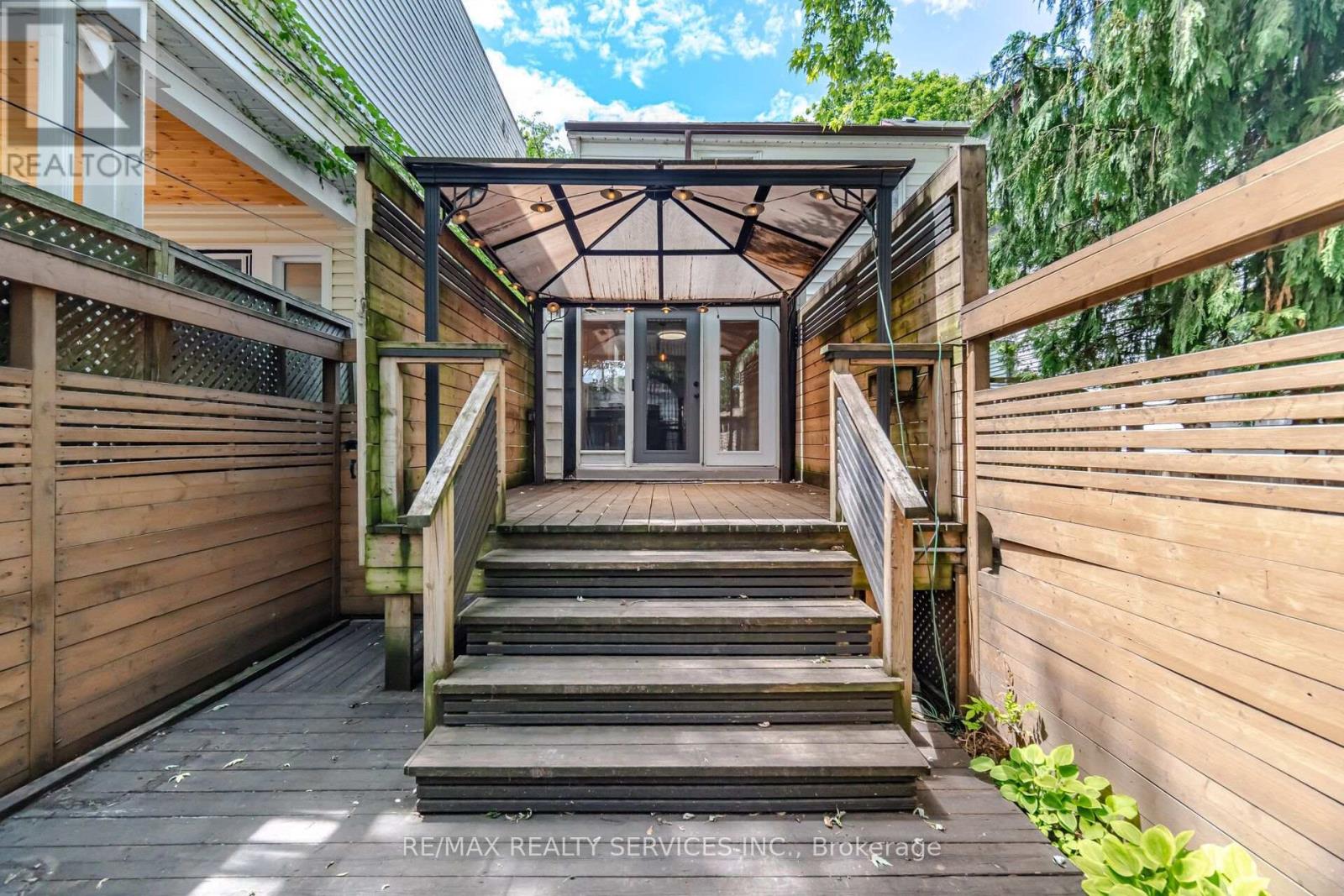 55 MORSE STREET - 39
