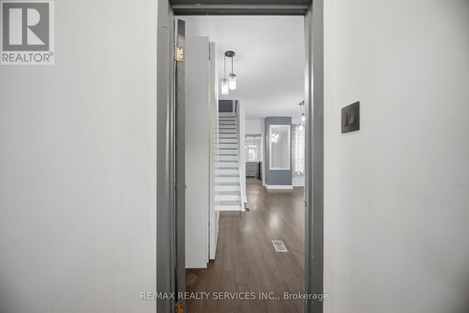 55 MORSE STREET - 6