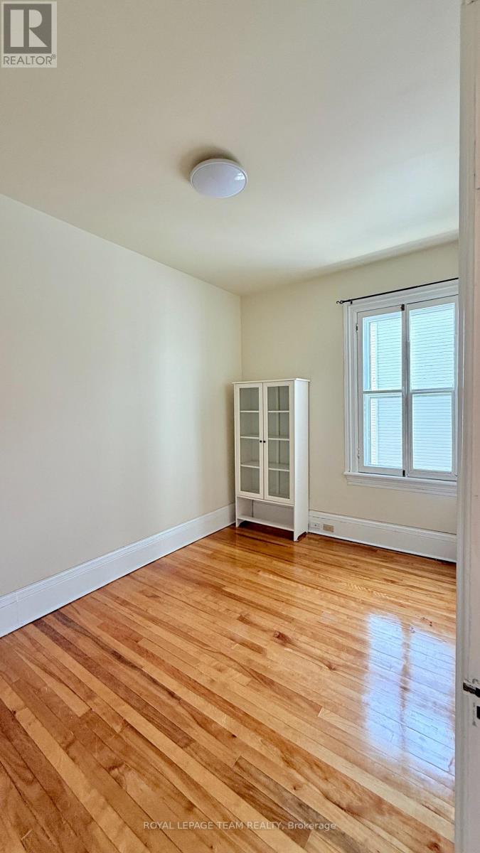Two Bedroom for Rent in Ottawa – 2 – 14 GALT STREET, Ottawa – By Peter Sagos - Image 11
