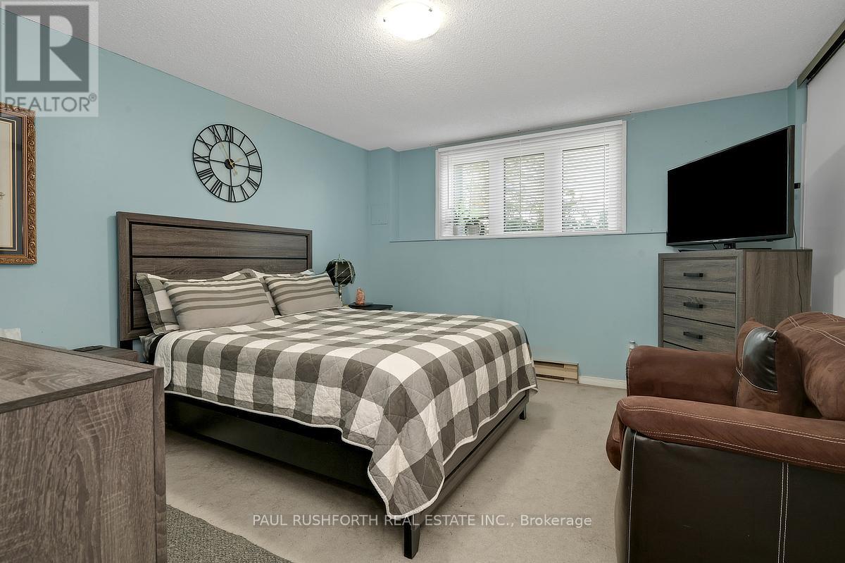 362 BRISTON PRIVATE - 14