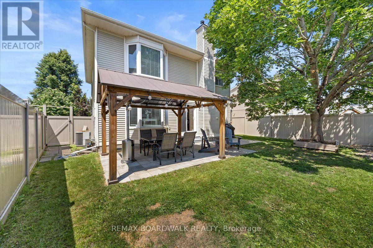 House for Rent in Ottawa – 1966 BOAKE STREET, Ottawa – By Peter Sagos - Image 43