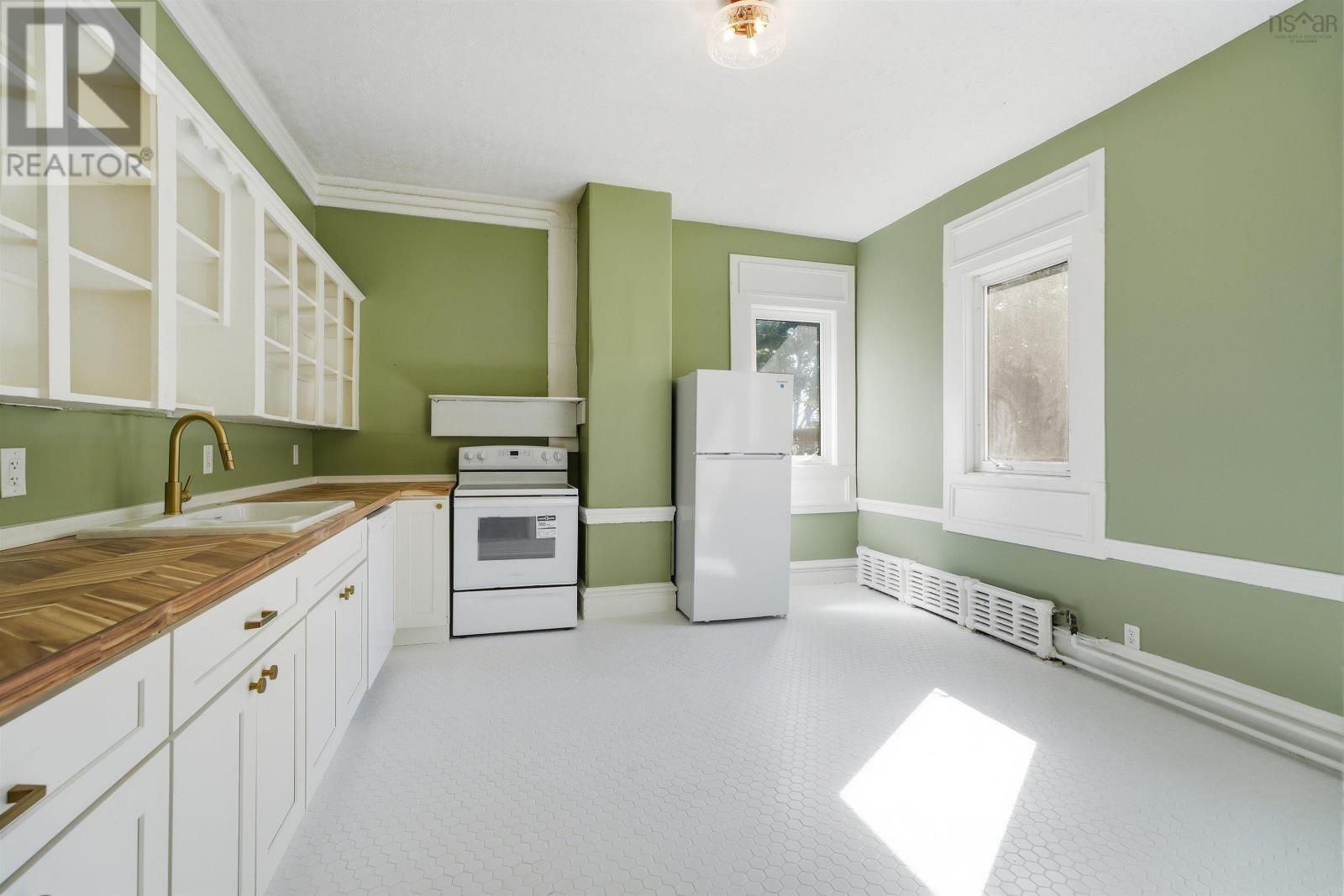 2281 Brunswick Street - 13