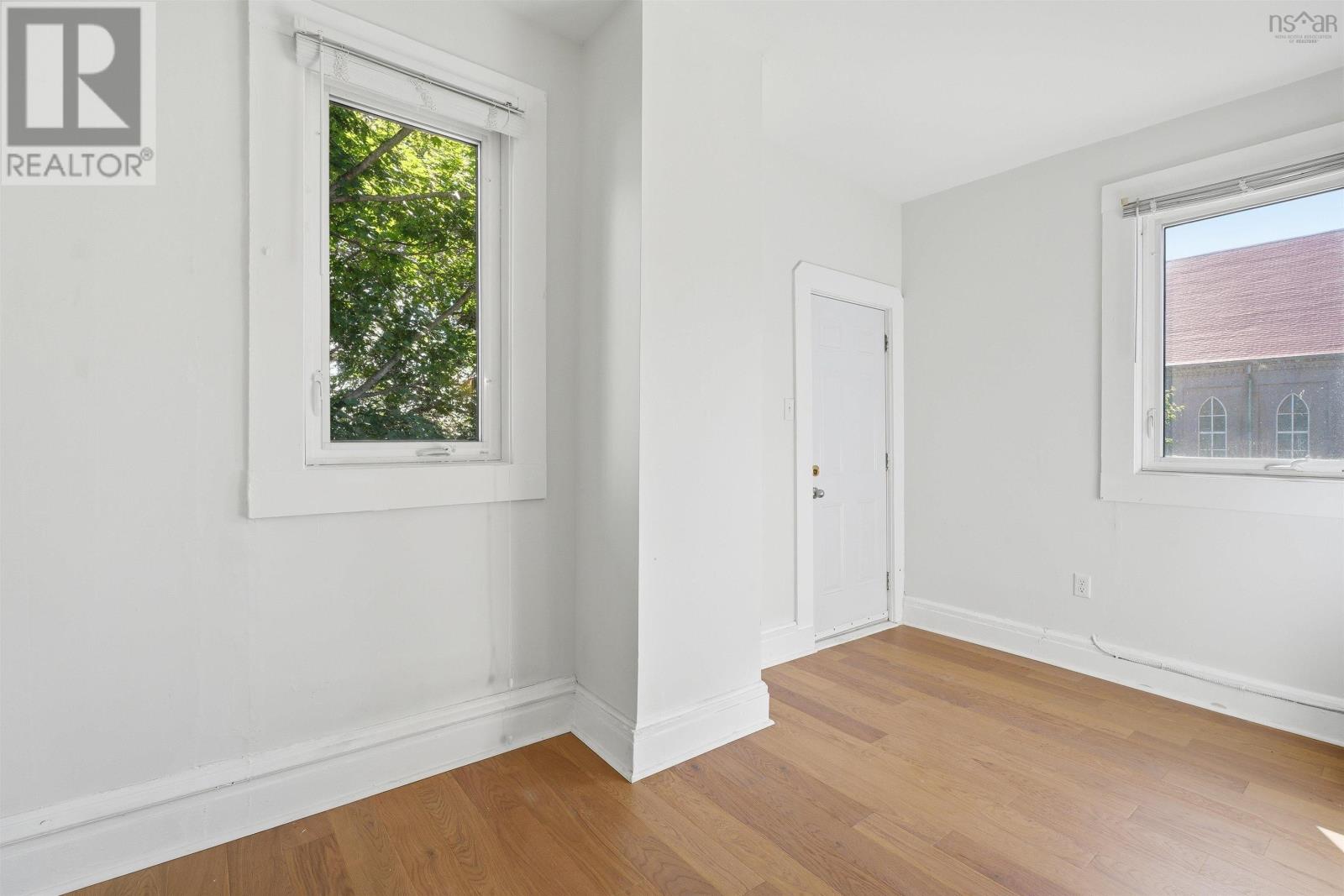 2281 Brunswick Street - 28