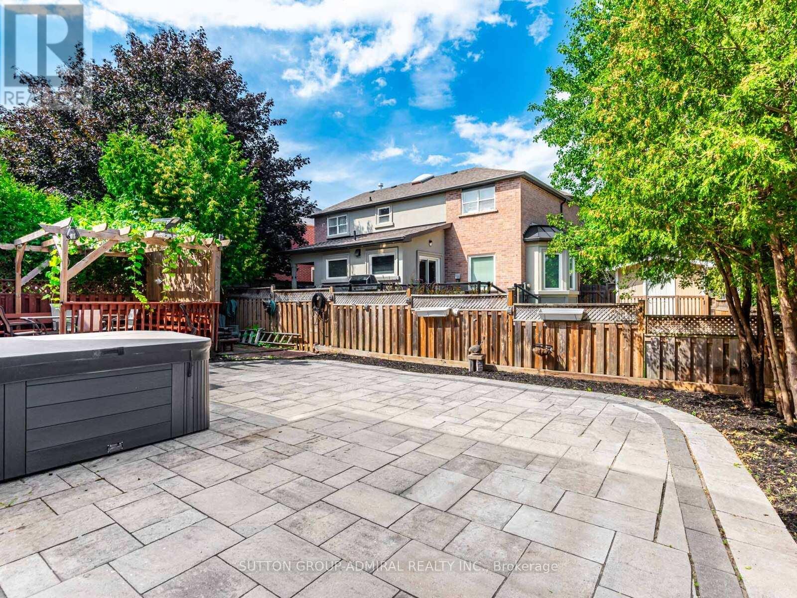 98 ROSEDALE HEIGHTS DRIVE - 2