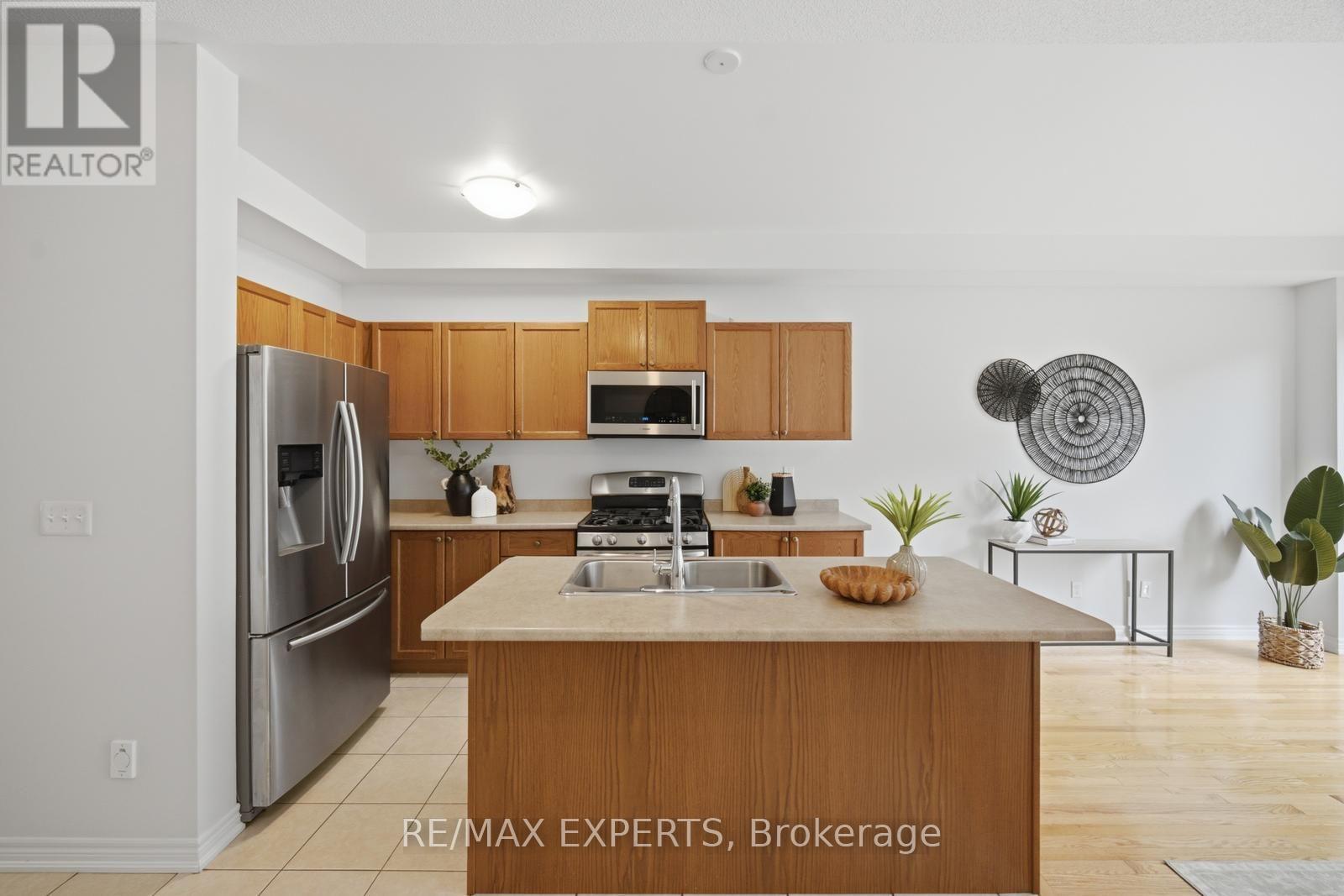 116 MCCANN CRESCENT - 12