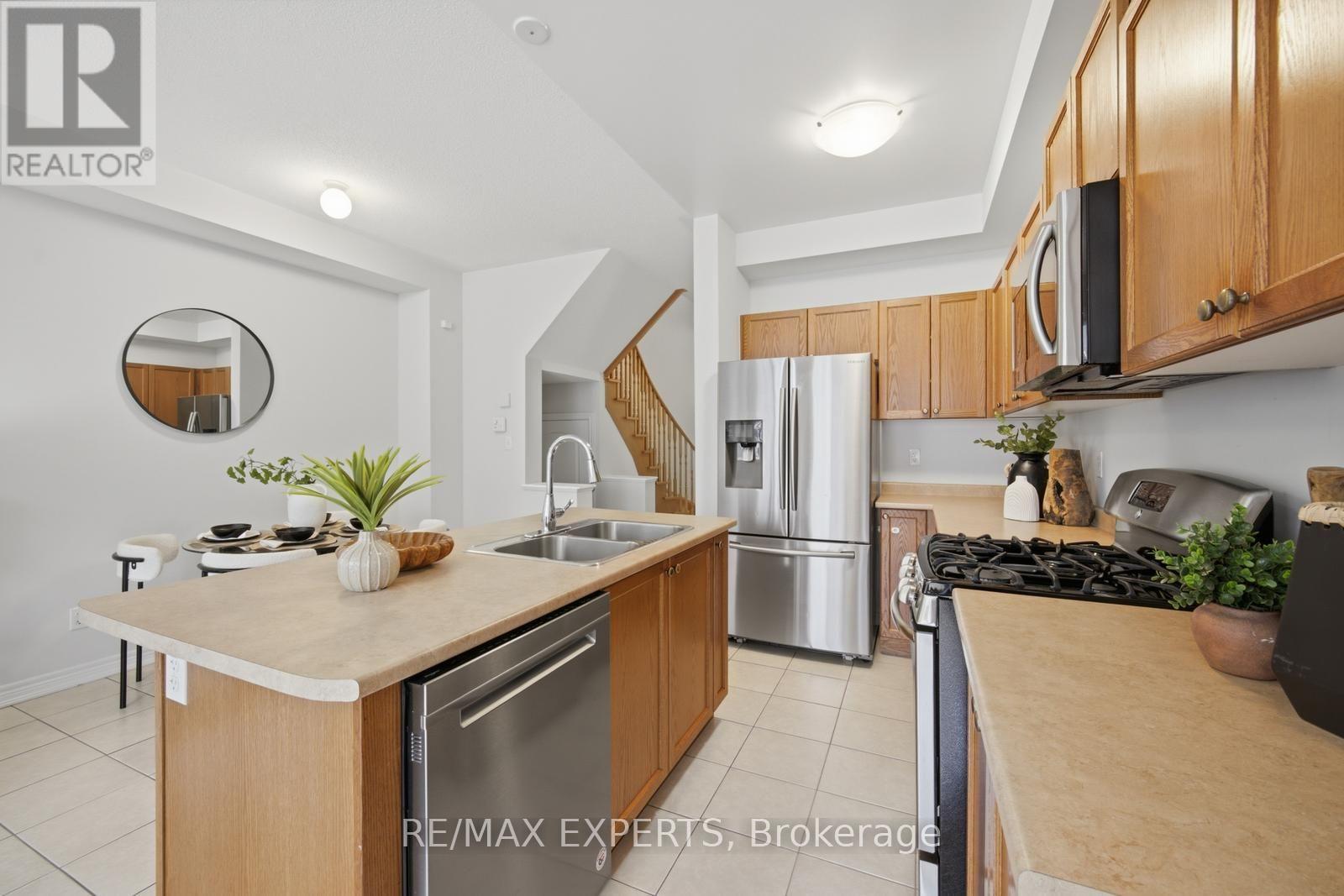 116 MCCANN CRESCENT - 14