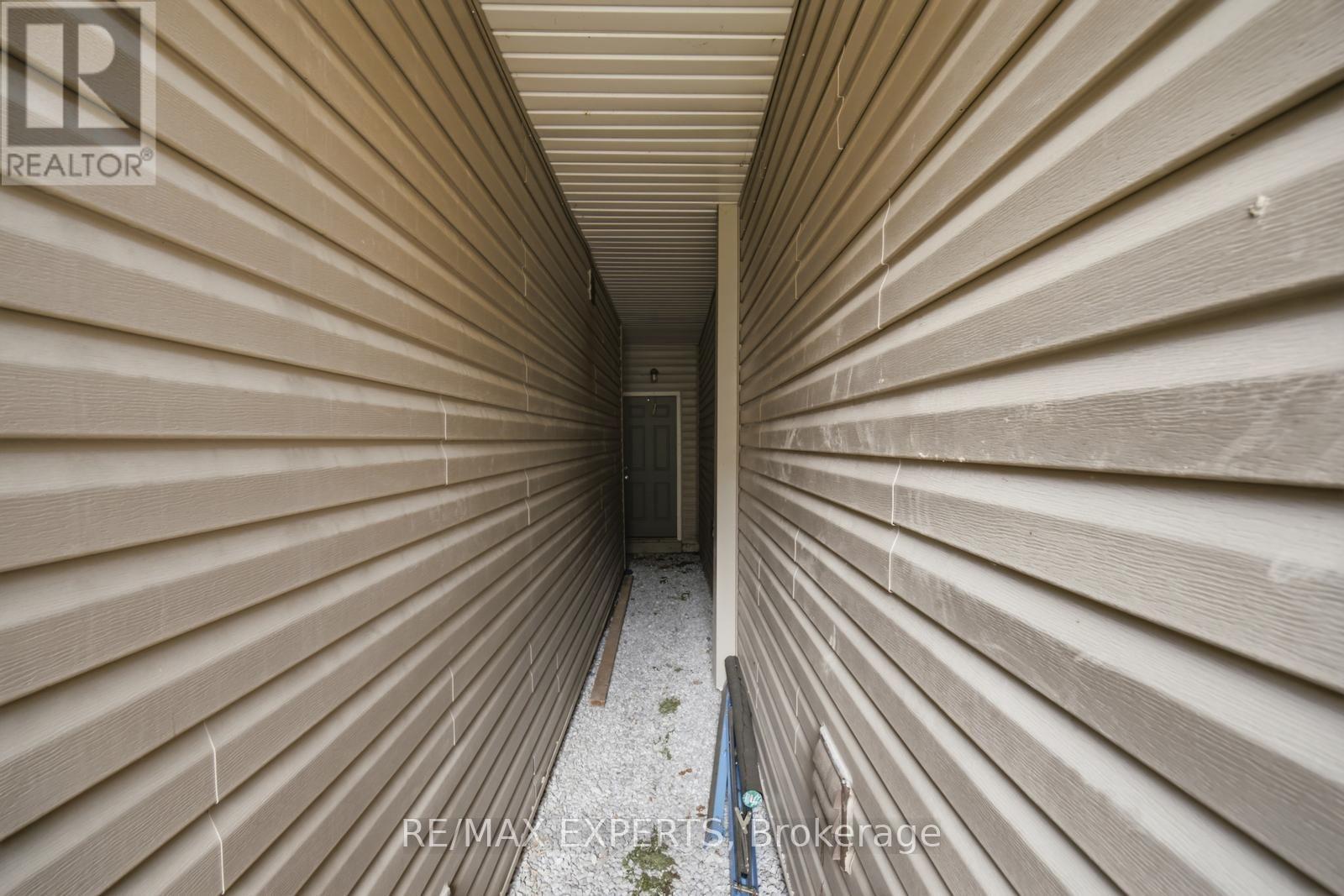 116 MCCANN CRESCENT - 34