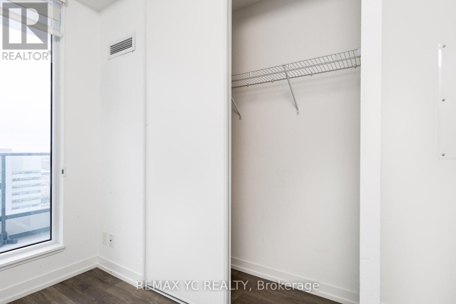 #2709 5 BUTTERMILL AVENUE - 17