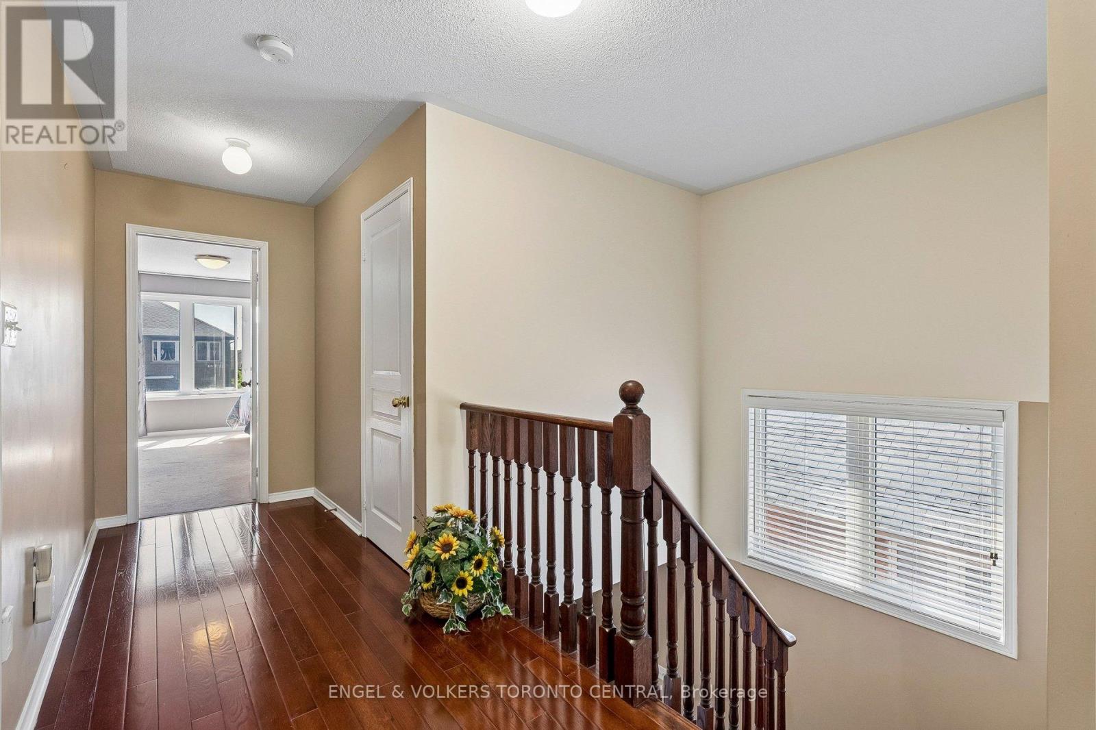 7 ROCK GARDEN STREET - 16