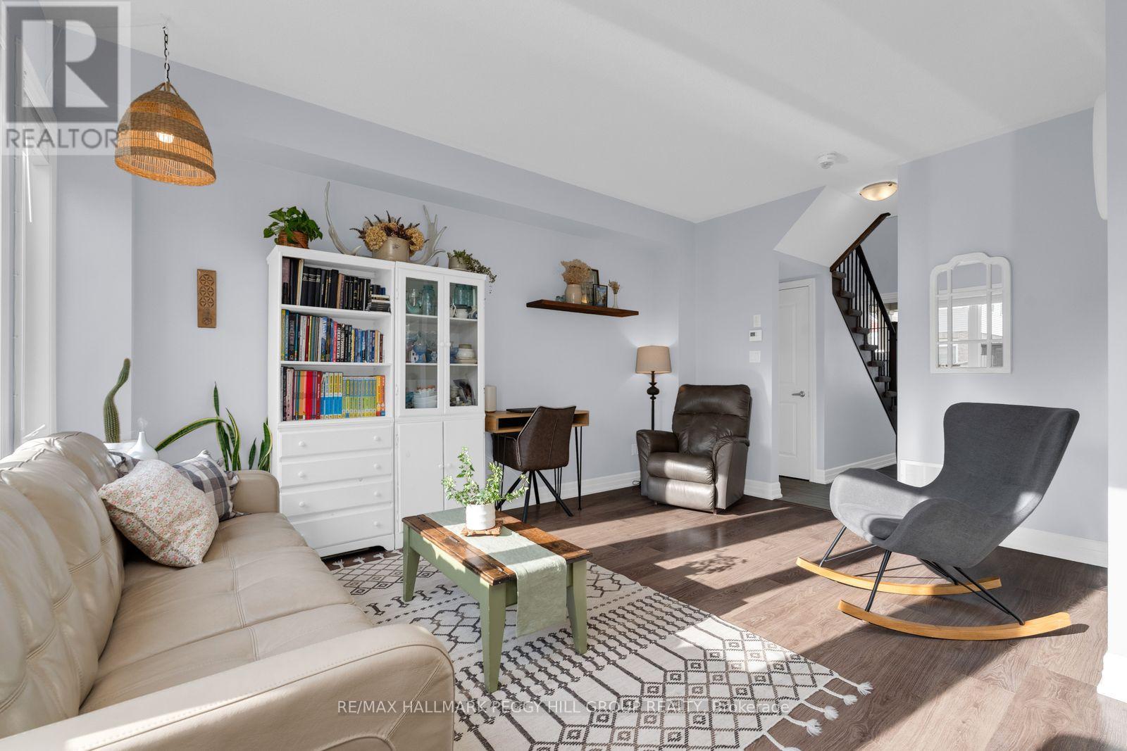 164 WAGNER CRESCENT - 4