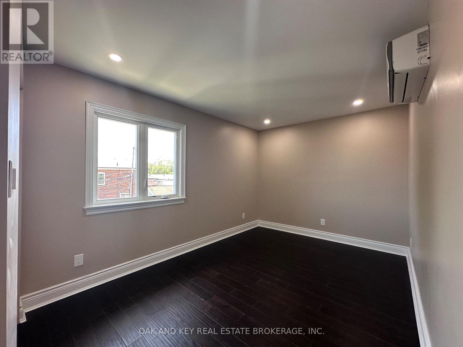 6 LAPP STREET - 20