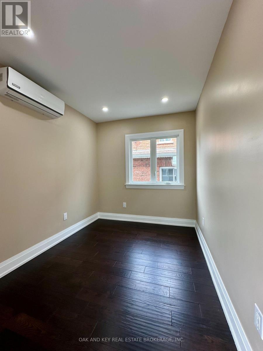 6 LAPP STREET - 33