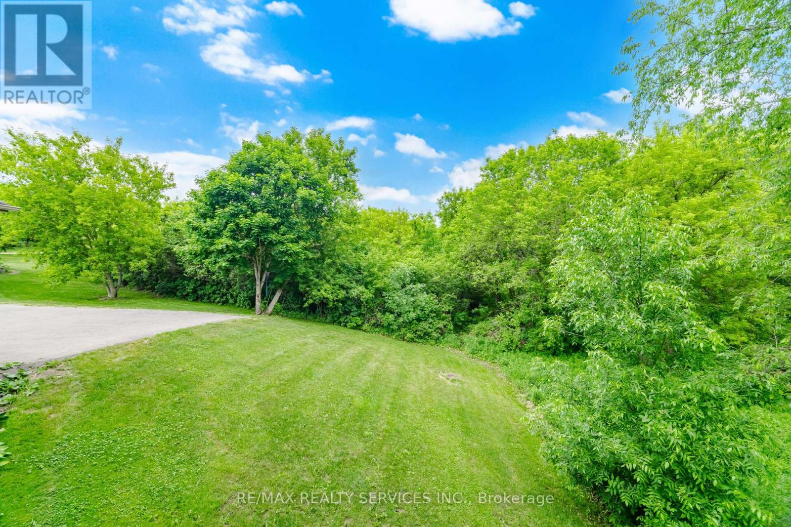 3 VALLEY HILL DRIVE - 43