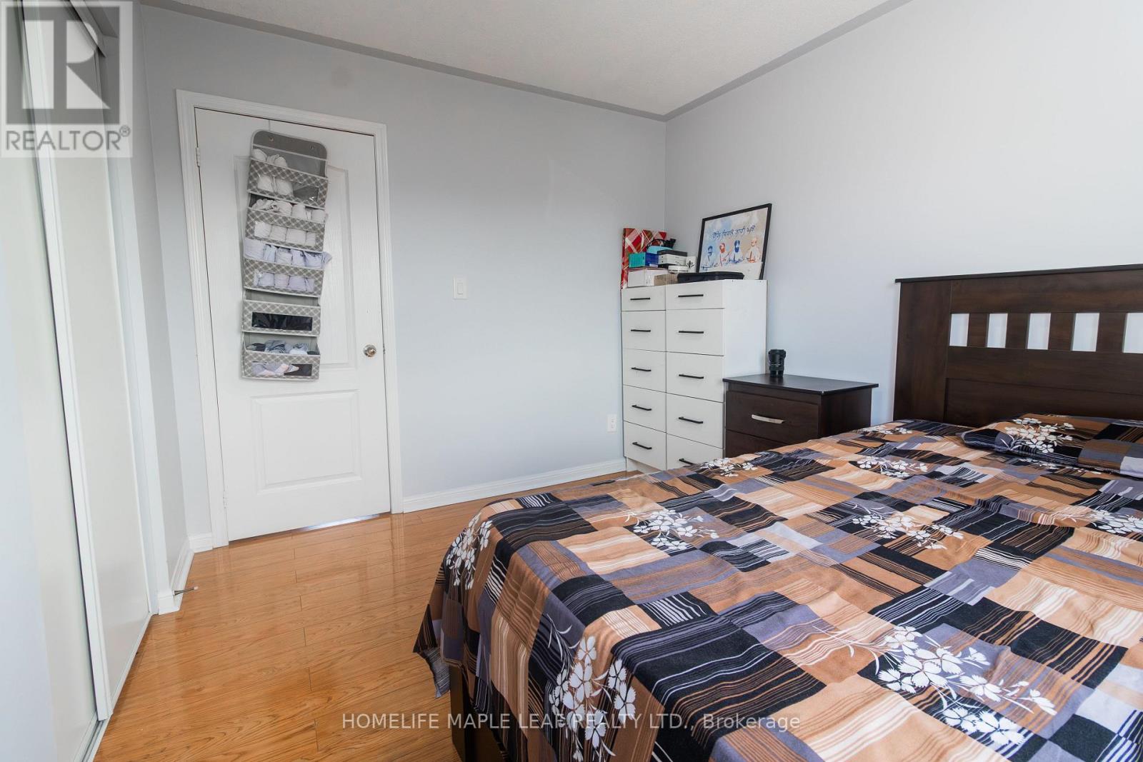 19 PENSTOCK STREET - 26