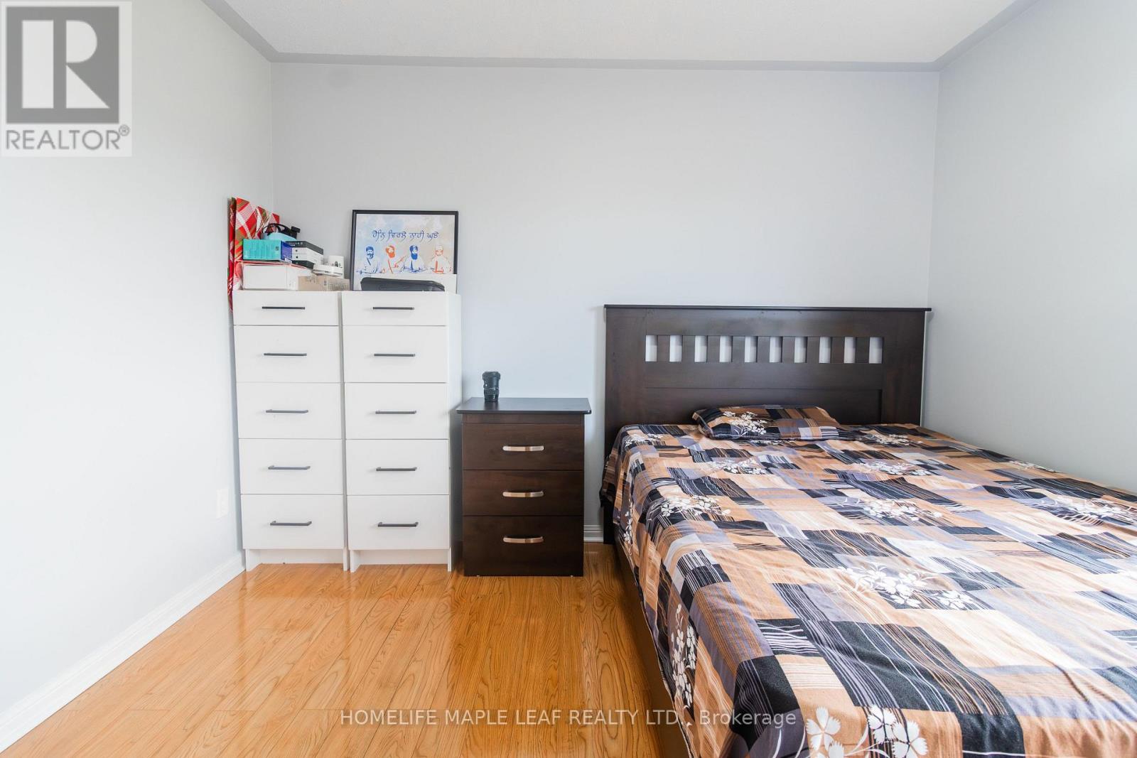 19 PENSTOCK STREET - 27