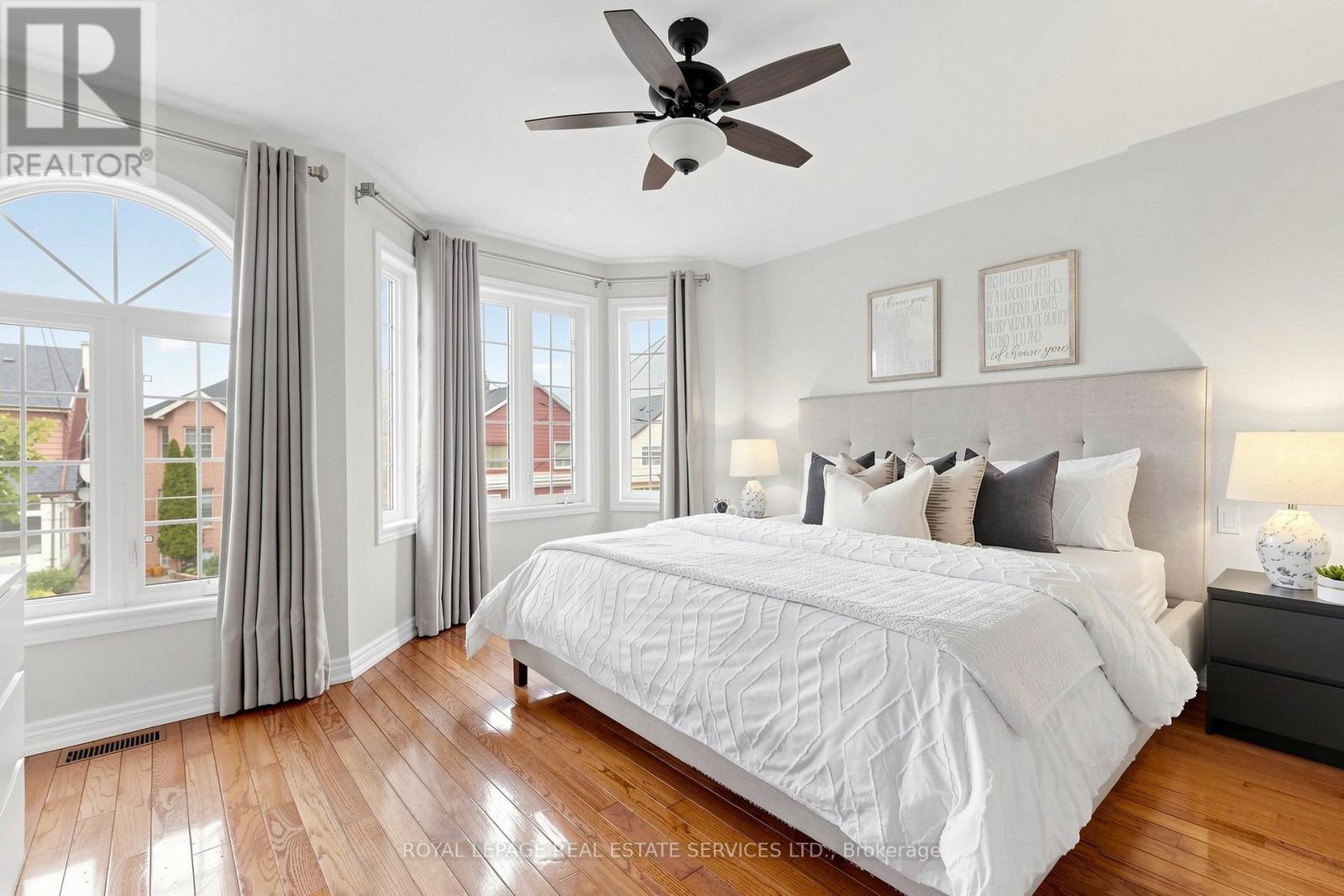256 EARLSCOURT AVENUE - 16
