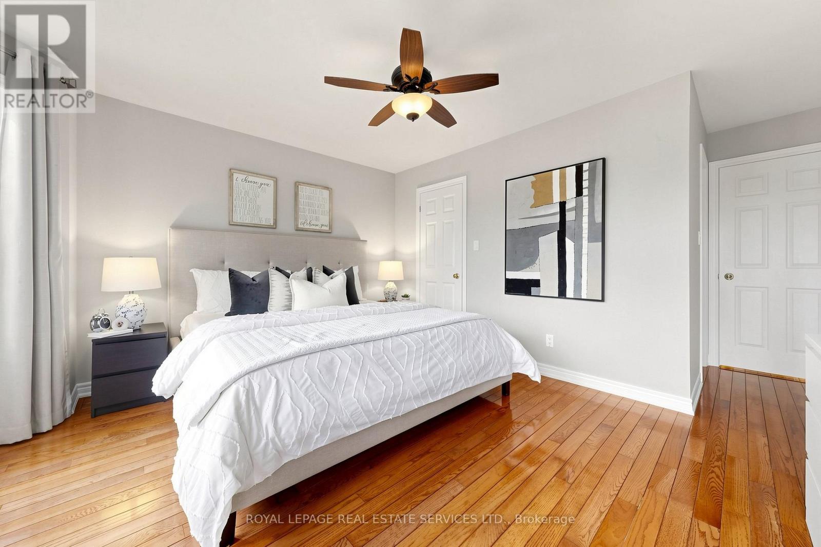 256 EARLSCOURT AVENUE - 17