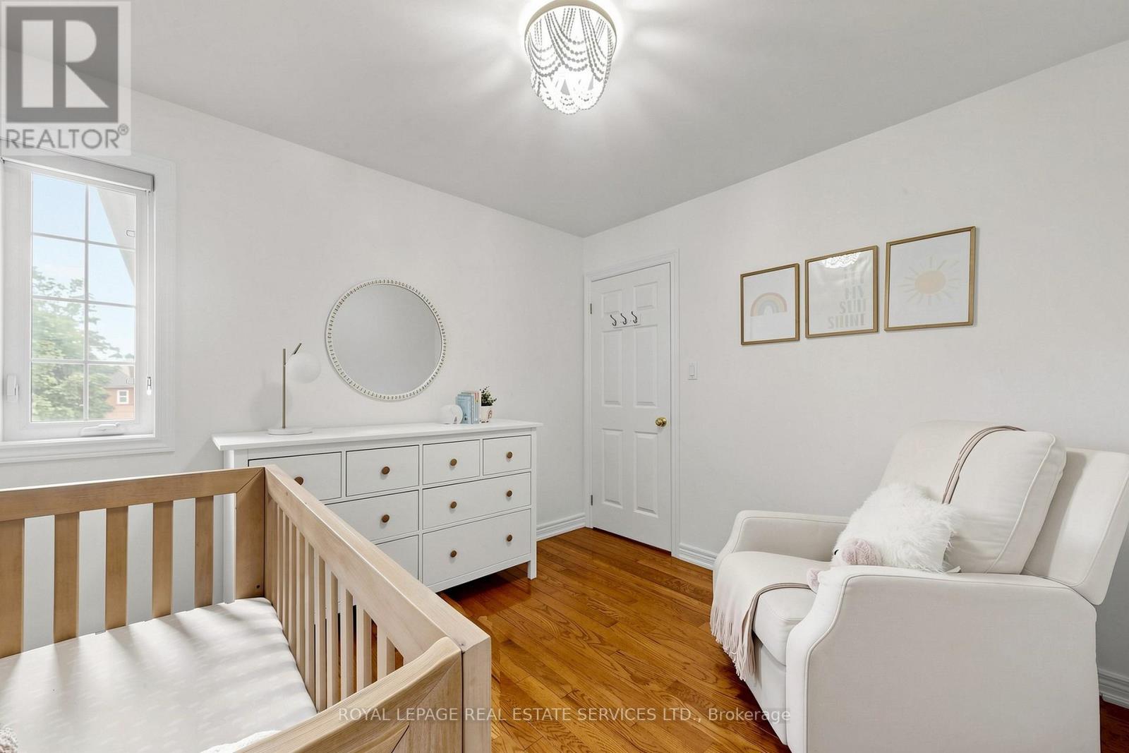 256 EARLSCOURT AVENUE - 22