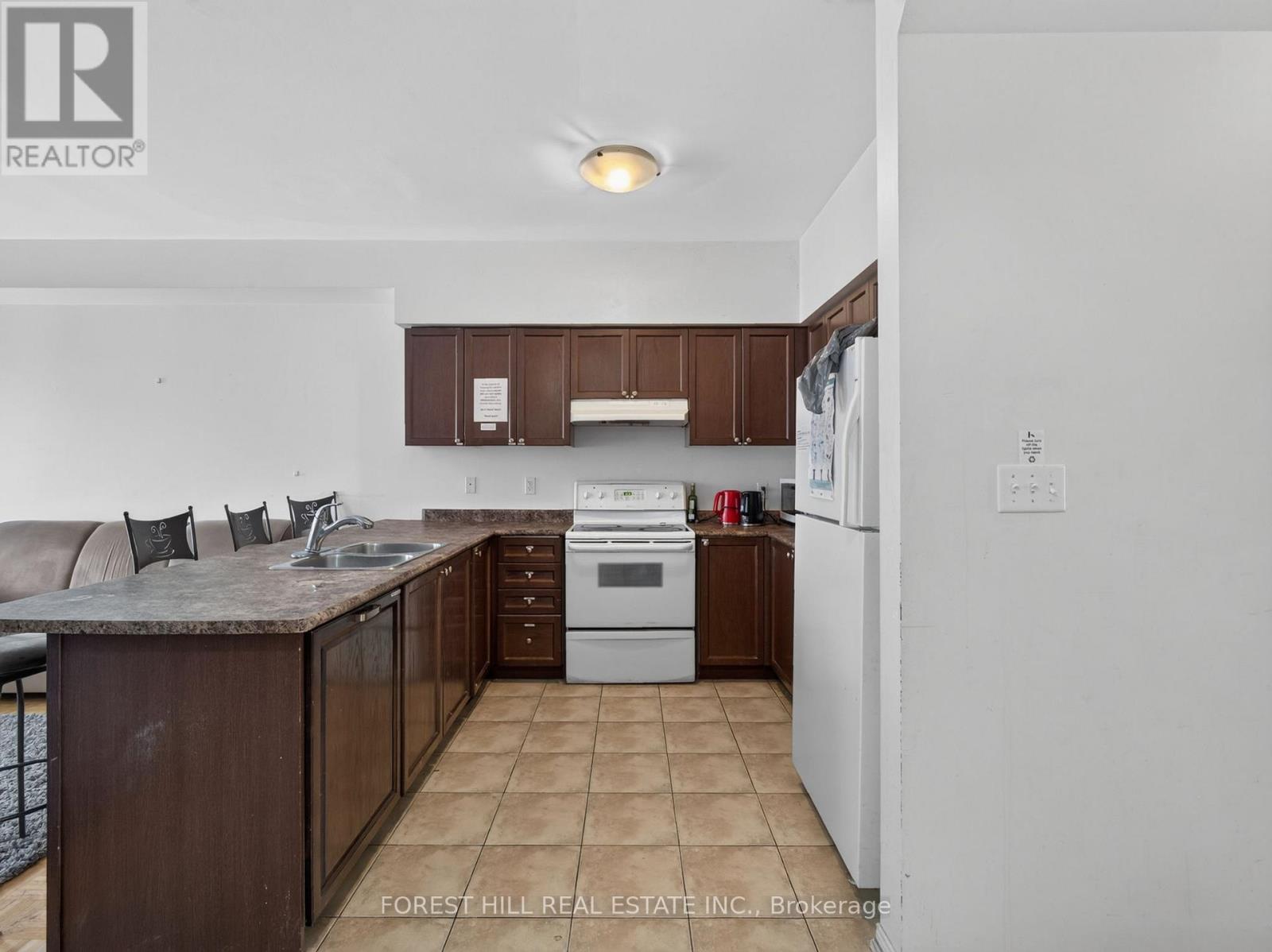 4 EVELYN WIGGINS DRIVE - 2