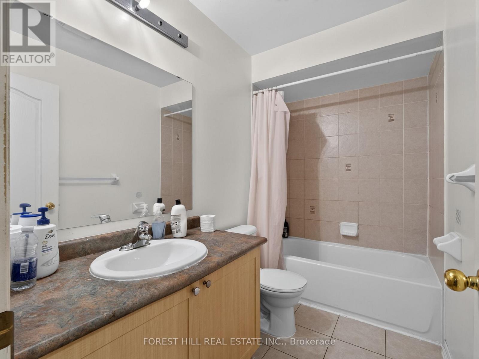4 EVELYN WIGGINS DRIVE - 20