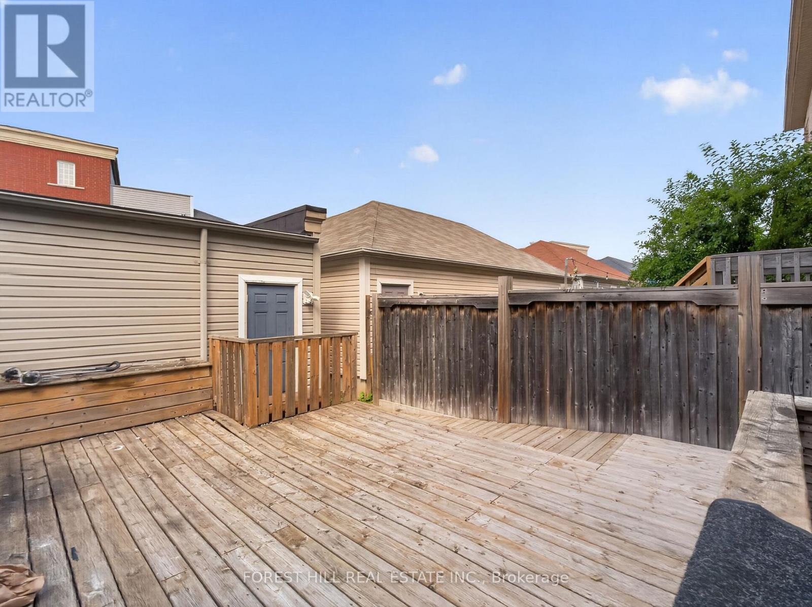 4 EVELYN WIGGINS DRIVE - 46