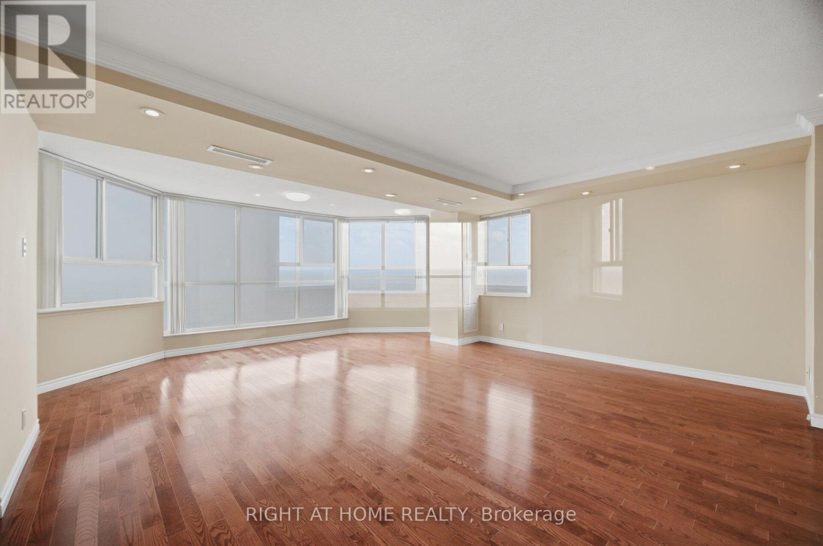 #1104 5280 LAKESHORE ROAD - 10