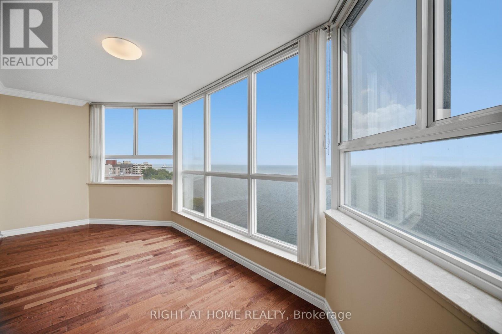 #1104 5280 LAKESHORE ROAD - 16
