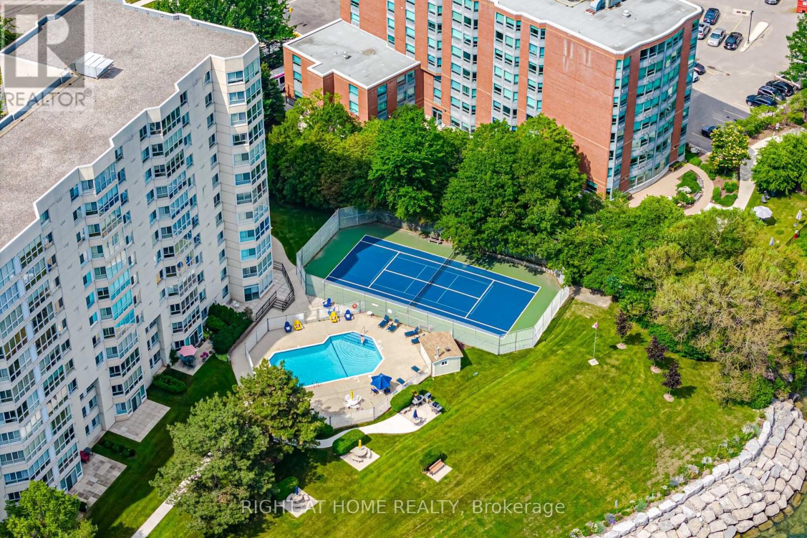 #1104 5280 LAKESHORE ROAD - 3