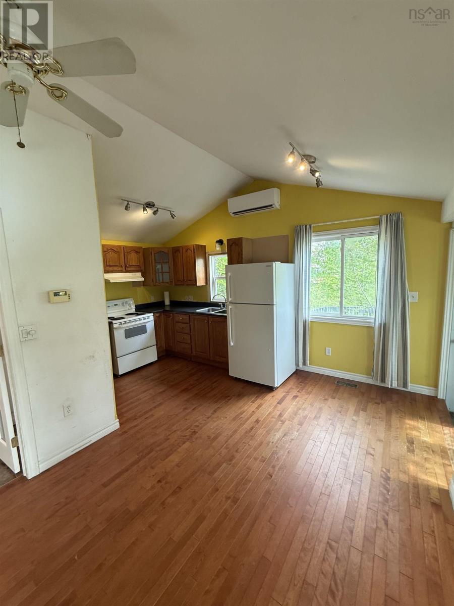 2618 2 Highway - 11