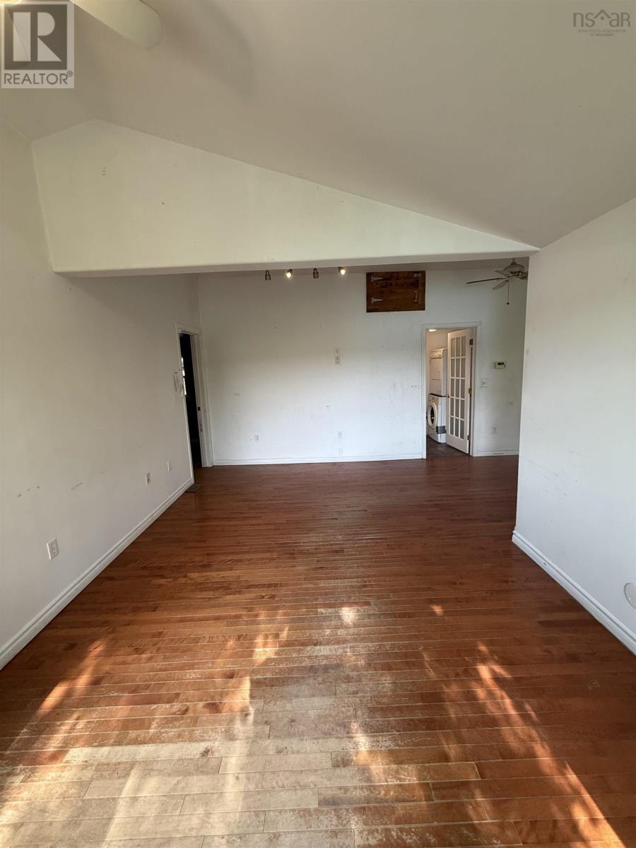 2618 2 Highway - 6