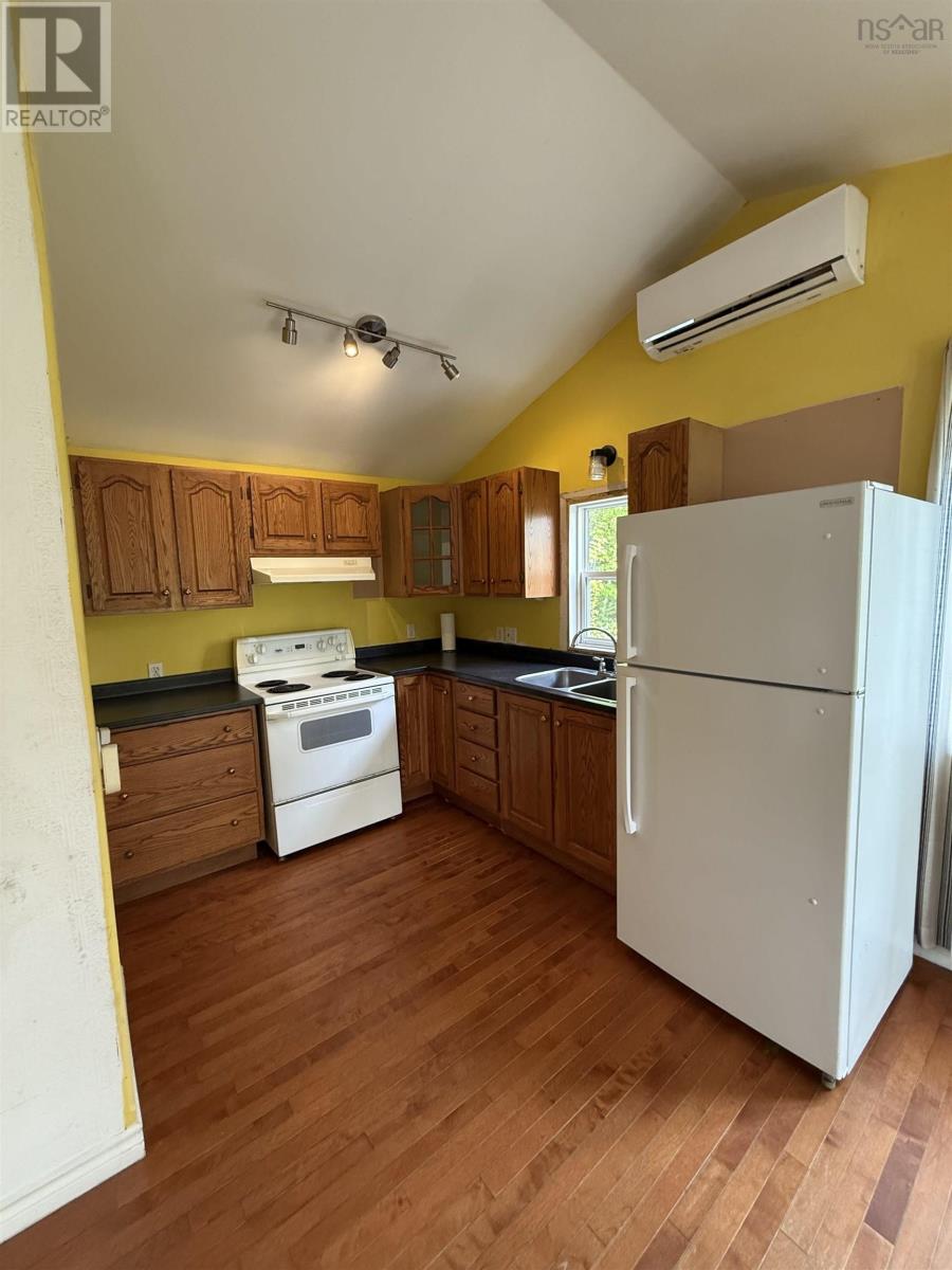 2618 2 Highway - 12