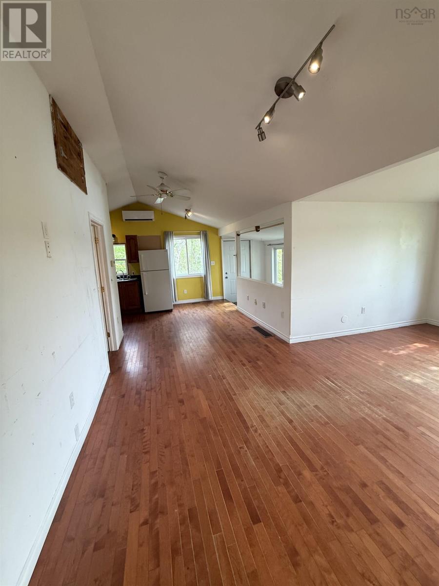 2618 2 Highway - 7
