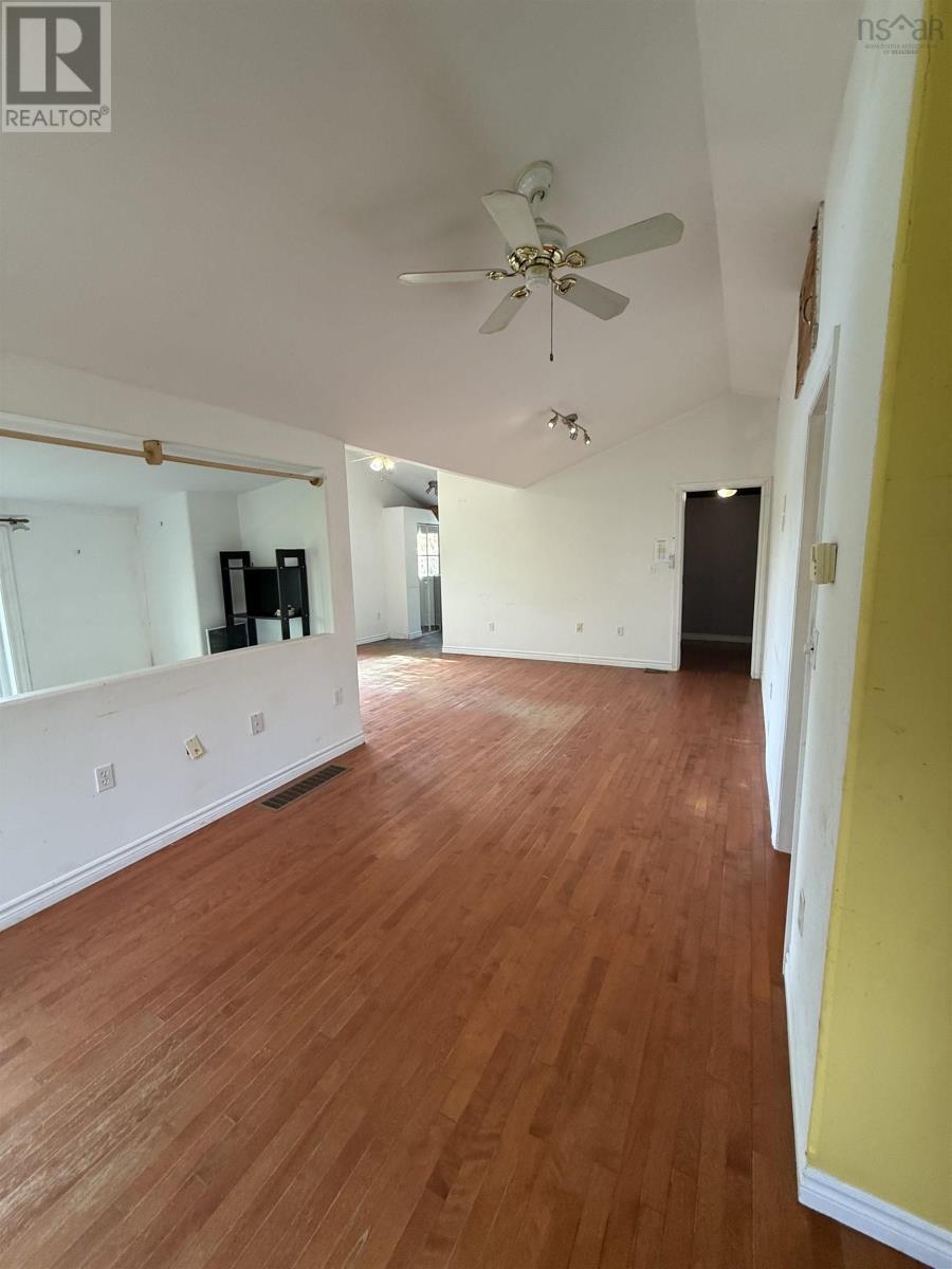 2618 2 Highway - 14