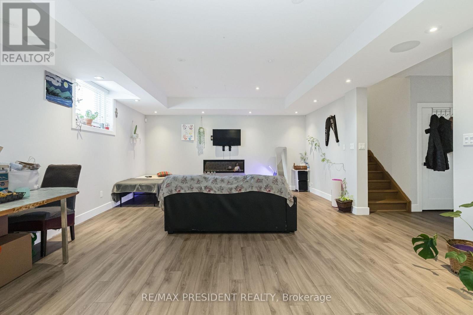2217 WATEROAK DRIVE - 36