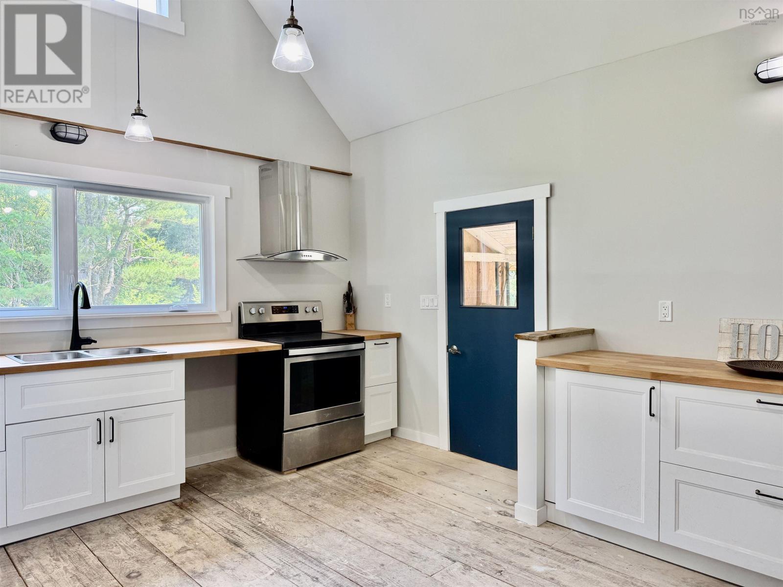 2956 Highway 203 - 4