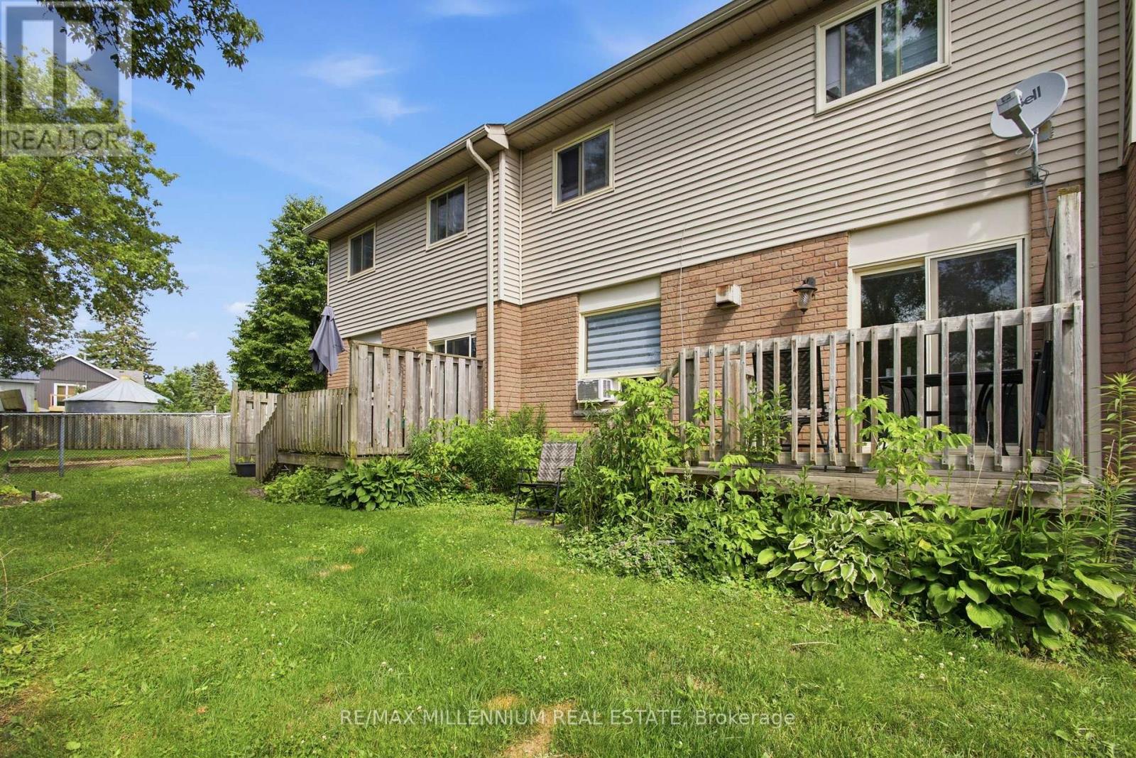 #2 65 SCOTT STREET - 25
