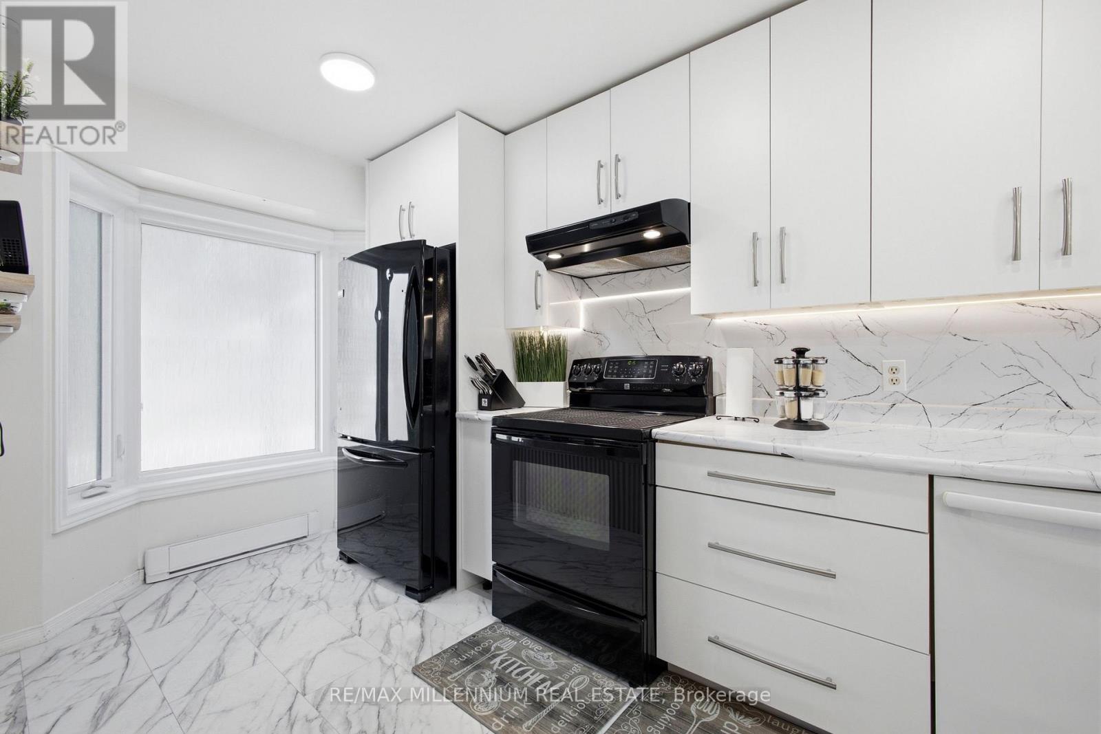 #2 65 SCOTT STREET - 9