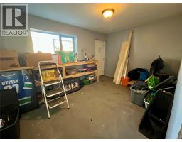 128 Peace River Crescent, Tumbler Ridge, BC V0C2W0 Photo 21