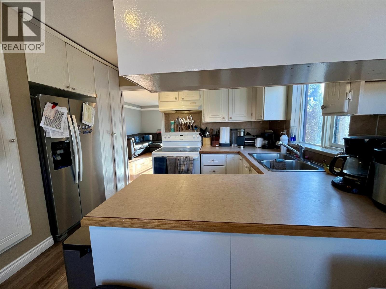128 Peace River Crescent - 11
