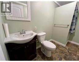 128 Peace River Crescent, Tumbler Ridge, BC V0C2W0 Photo 19