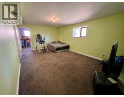 128 Peace River Crescent, Tumbler Ridge, BC V0C2W0 Photo 17