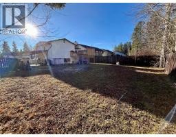 Bedroom - 128 Peace River Crescent, Tumbler Ridge, BC V0C2W0 Photo 6