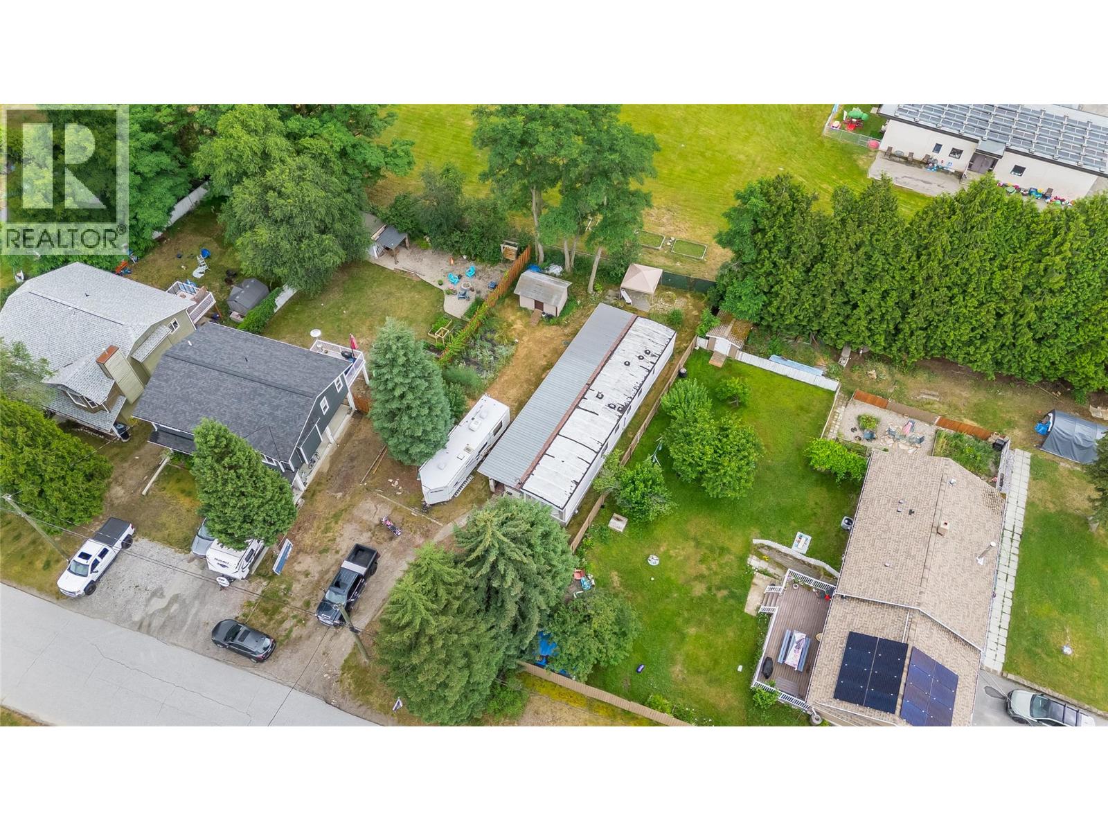 304 103 Street - 12